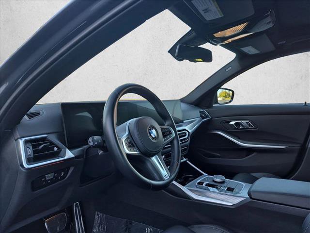 Used 2023 BMW 330i Sedan w/ M Sport Package RWD image 9