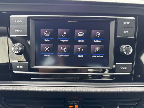 Used 2024 Volkswagen Jetta Sport FWD image 27
