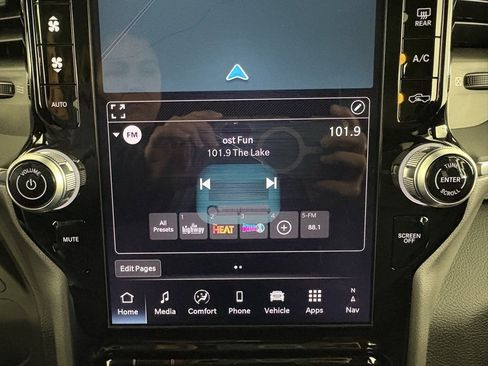 Used 2026 RAM 3500 Laramie w/ Towing Technology Group image 28