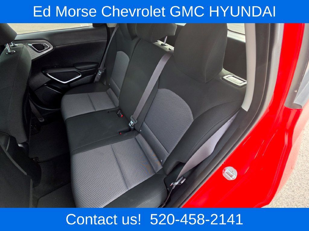 Used 2021 Kia Soul LX FWD image 13
