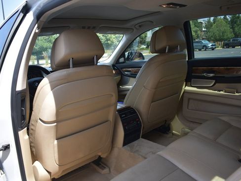 Used 2013 BMW 740Li w/ Executive Pkg image 14