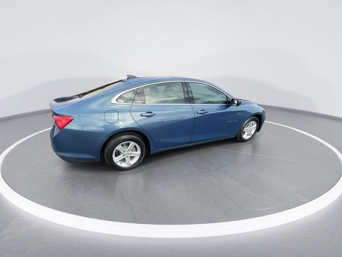 Used 2024 Chevrolet Malibu LS image 9