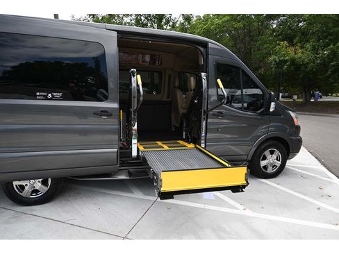 Used 2017 Ford Transit 250 148 Medium Roof RWD image 18