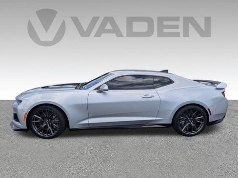 Used 2017 Chevrolet Camaro ZL1 RWD image 26