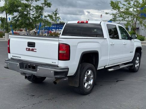 Used 2019 GMC Sierra 2500 SLE AWD/4WD image 8