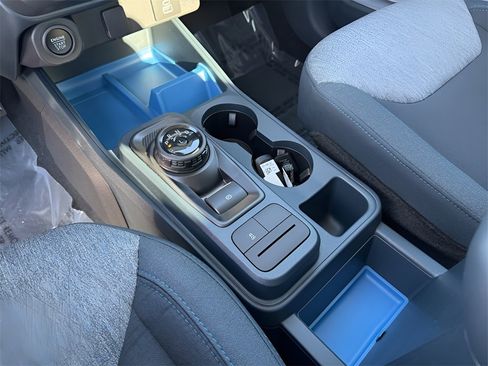 New 2025 Ford Maverick XLT image 19