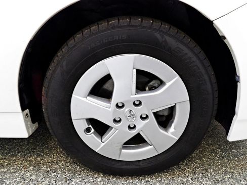 Used 2010 Toyota Prius Five image 22