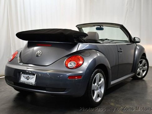 Used 2006 Volkswagen Beetle Convertible w/ Package 2 FWD image 13