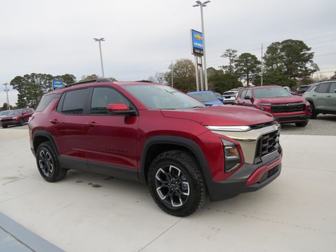 New 2026 Chevrolet Equinox ACTIV FWD image 6