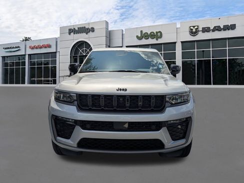 New 2026 Jeep Grand Cherokee L Limited AWD/4WD image 8
