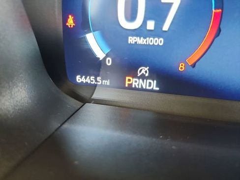 Used 2025 Ford Explorer Active RWD image 17