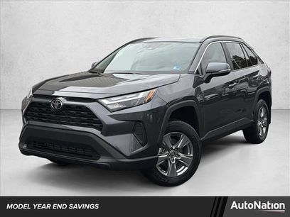 New 2025 Toyota RAV4 XLE w/ Convenience Package