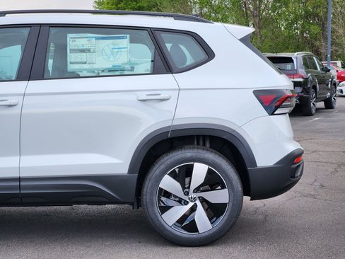 New 2026 Volkswagen Taos S AWD/4WD image 4