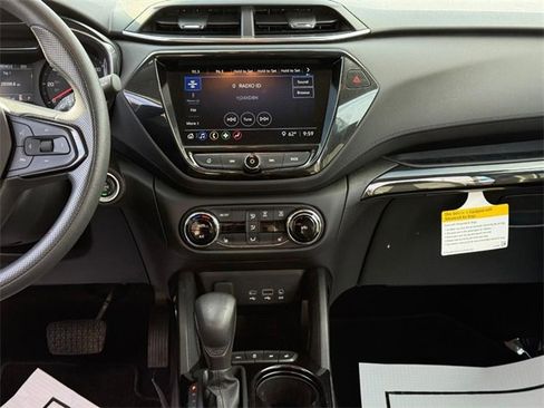 Used 2022 Chevrolet TrailBlazer LT w/ Convenience Package image 15