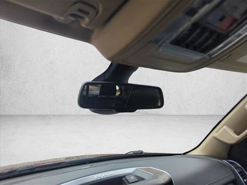 Used 2019 RAM 1500 Laramie image 10