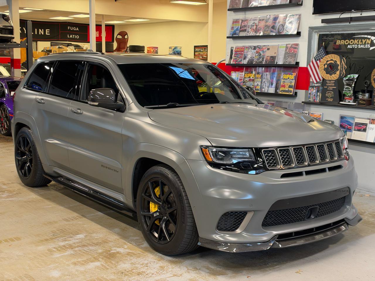 Used 2021 Jeep Grand Cherokee Trackhawk AWD/4WD image 4