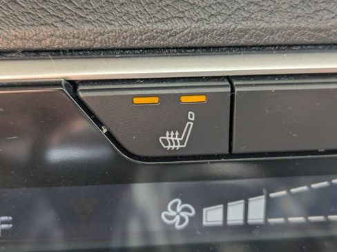 Used 2025 Nissan Altima 2.5 SR w/ SR Premium Package image 22