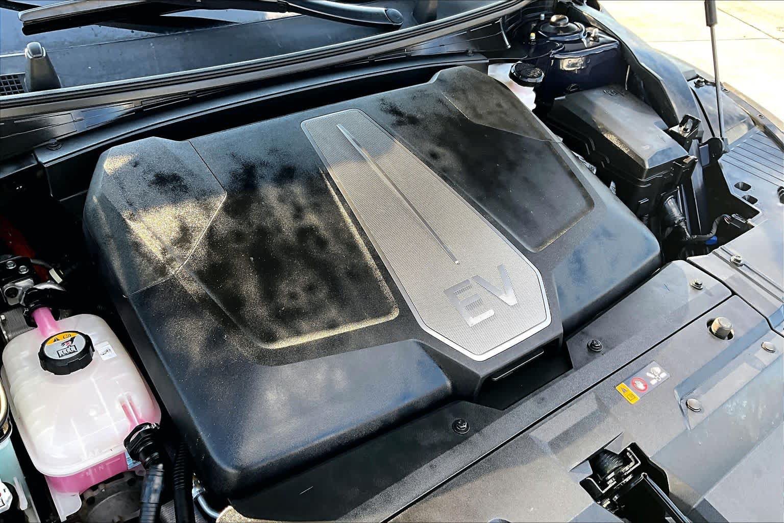 Used 2024 Kia EV6 Light RWD image 32