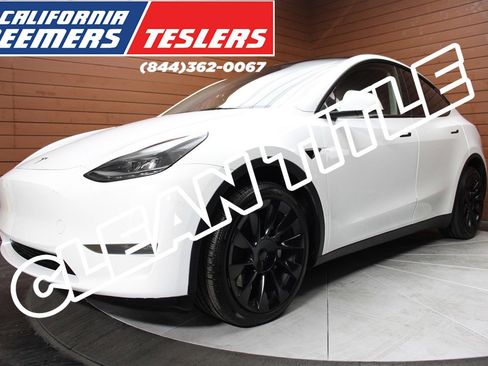 Used 2023 Tesla Model Y Long Range image 1
