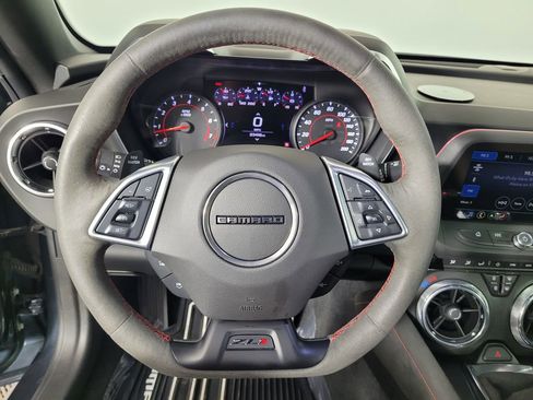Used 2019 Chevrolet Camaro ZL1 RWD image 11