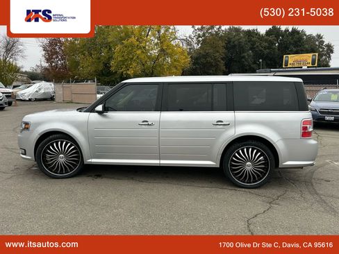 Used 2018 Ford Flex Limited image 9