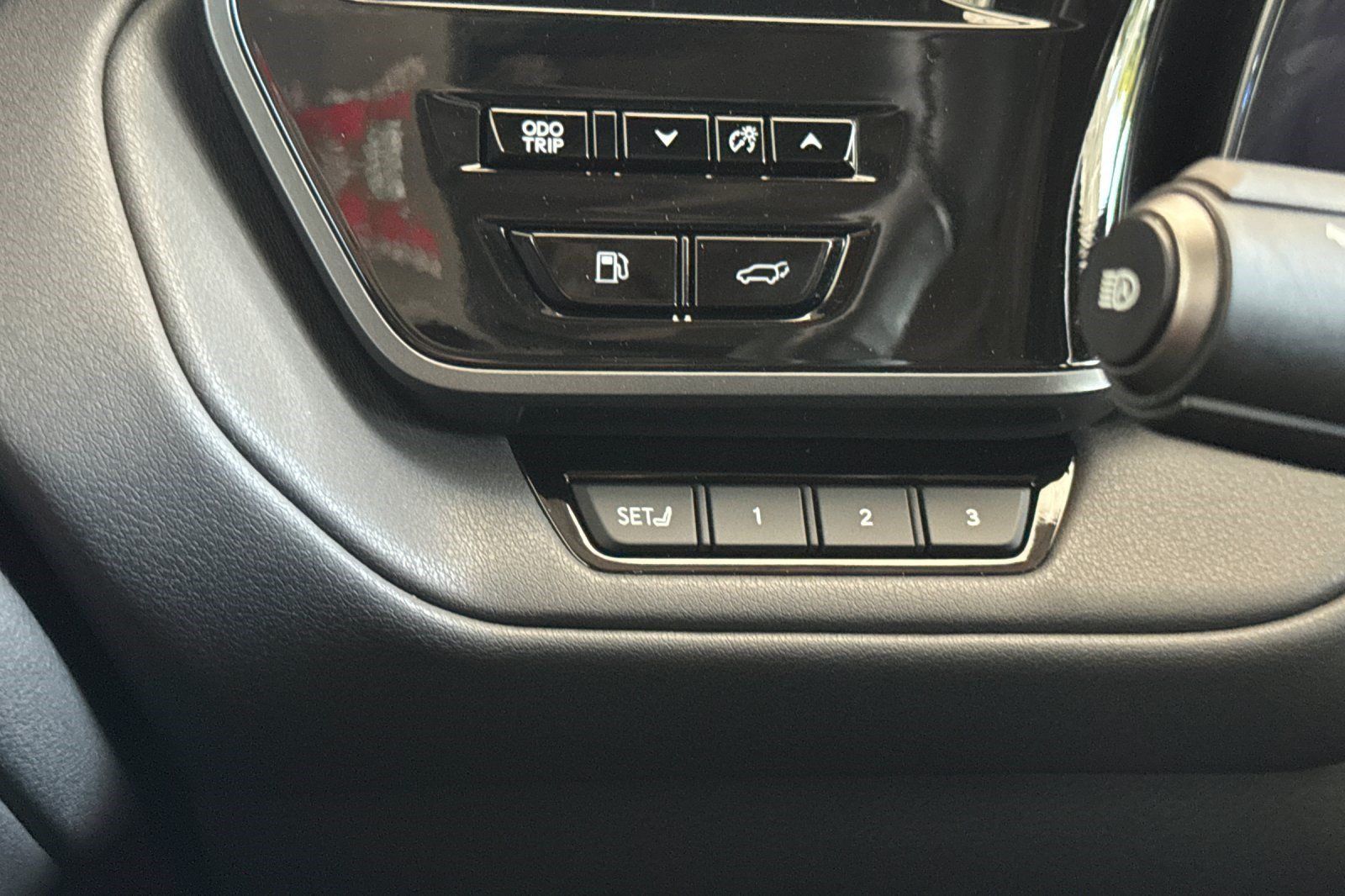 Certified 2025 Lexus TX 350 FWD w/ Technology Package image 37
