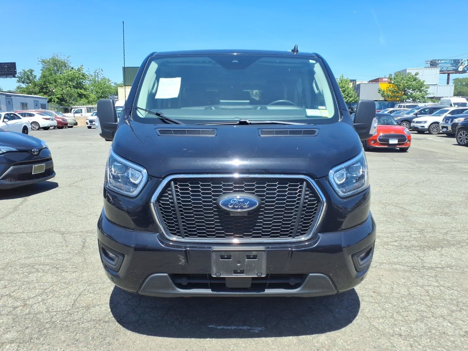 Used 2023 Ford Transit 350 XLT RWD image 2