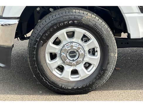 Used 2024 Ford F250 XLT image 26