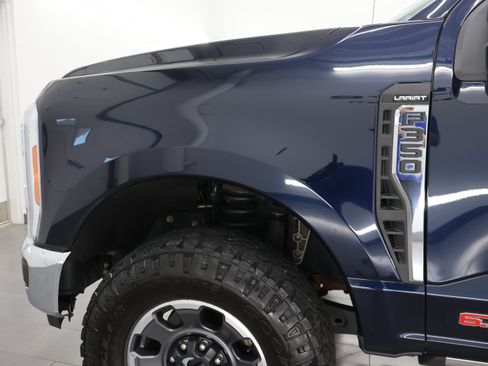 Used 2023 Ford F350 Lariat w/ Lariat Ultimate Package AWD/4WD image 35