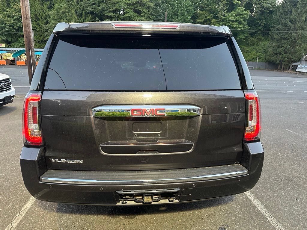 Used 2016 GMC Yukon Denali w/ Open Road Package AWD/4WD image 6