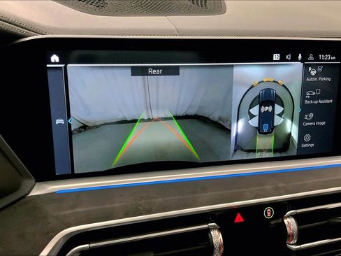 Certified 2023 BMW X5 xDrive45e w/ Executive Package image 17