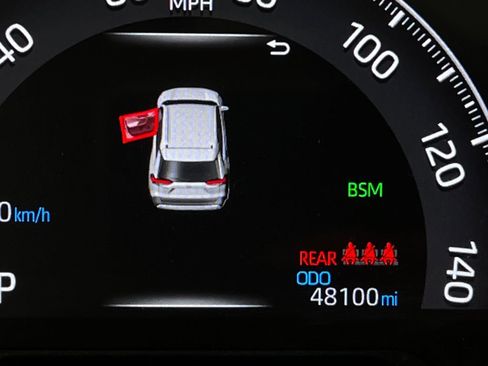 Used 2021 Toyota RAV4 Limited AWD/4WD image 17