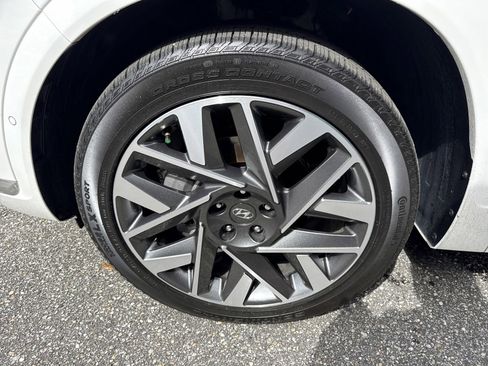 Used 2023 Hyundai Santa Fe Calligraphy image 10