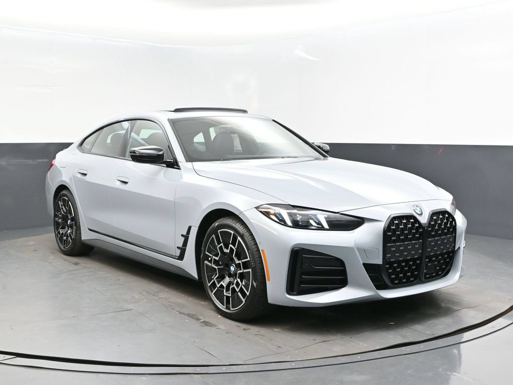Certified 2026 BMW 430i w/ M Sport Package RWD image 9