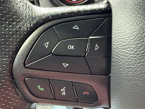 Used 2022 Dodge Challenger R/T w/ Driver Convenience Group image 13