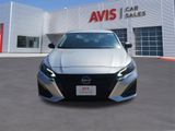 Used 2024 Nissan Altima 2.5 SV image 2