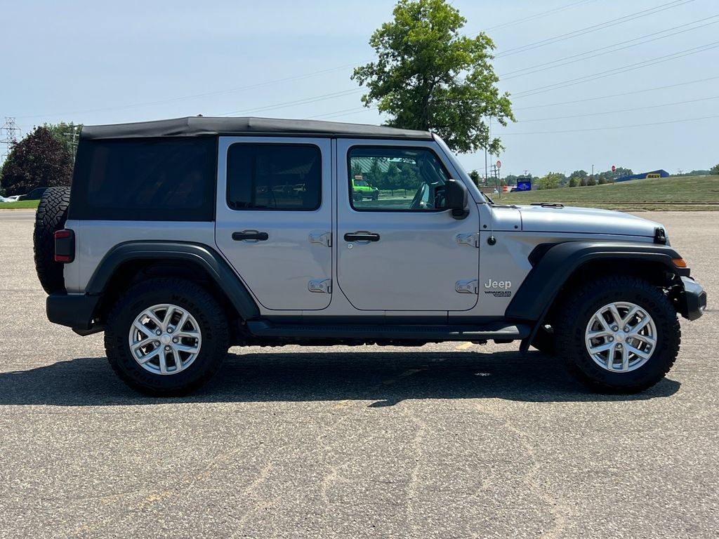 Used 2020 Jeep Wrangler Unlimited Sport S AWD/4WD image 39