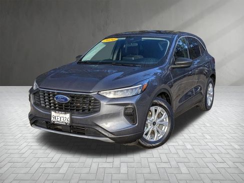 Used 2024 Ford Escape Active image 1