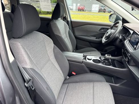 Used 2022 Nissan Rogue S AWD/4WD image 11