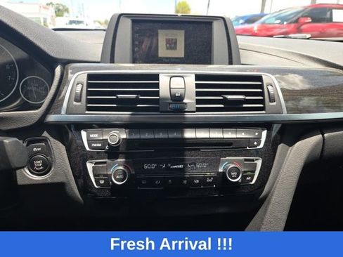 Used 2018 BMW 330i Sedan w/ Convenience Package RWD image 14