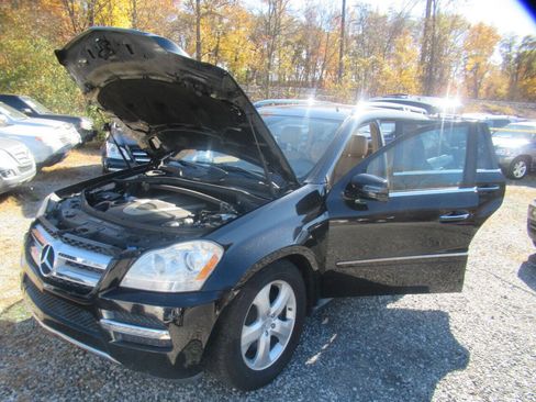 Used 2011 Mercedes-Benz GL 450 4MATIC image 9