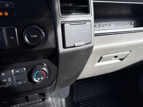 Used 2022 Ford F350 XL w/ Power Equipment Group image 22