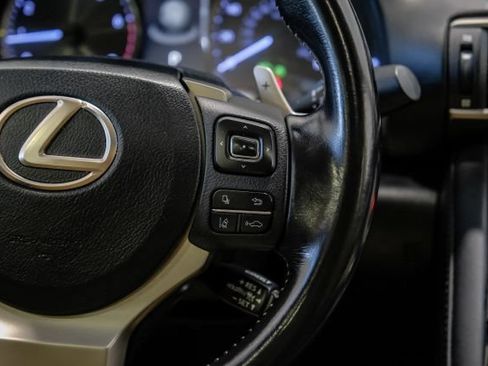 Used 2017 Lexus IS 200t w/ Premium Package RWD image 22