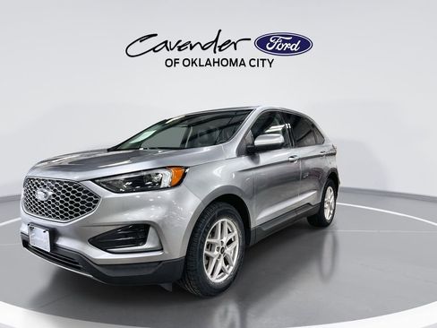 Used 2024 Ford Edge SEL image 4