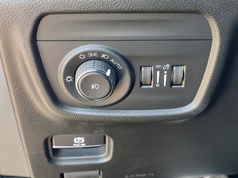 New 2026 Jeep Grand Cherokee Limited Reserve image 25