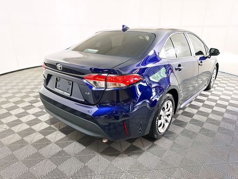 Used 2025 Toyota Corolla LE FWD image 3