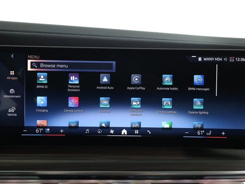 Used 2024 BMW i7 eDrive50 image 19