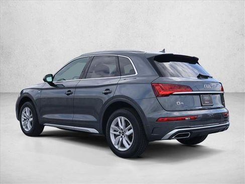 Used 2023 Audi Q5 2.0T Premium w/ Convenience Package AWD/4WD image 9