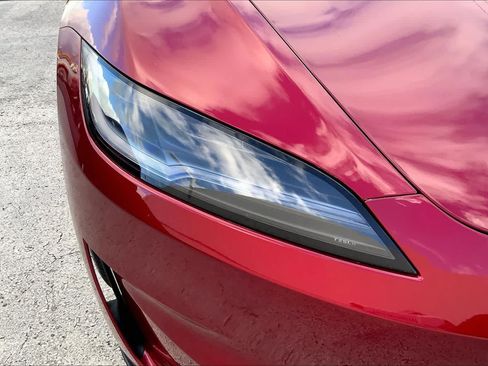 Used 2025 Tesla Model 3 Performance AWD/4WD image 31
