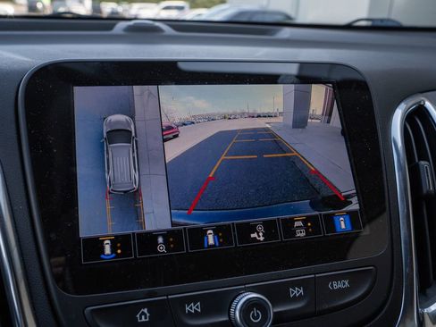 Used 2024 Chevrolet Equinox LT image 14